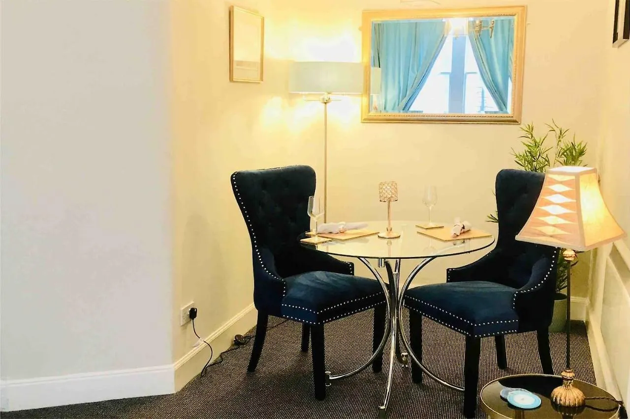 The Jeffrey Street Apartment Edinburgh United Kingdom