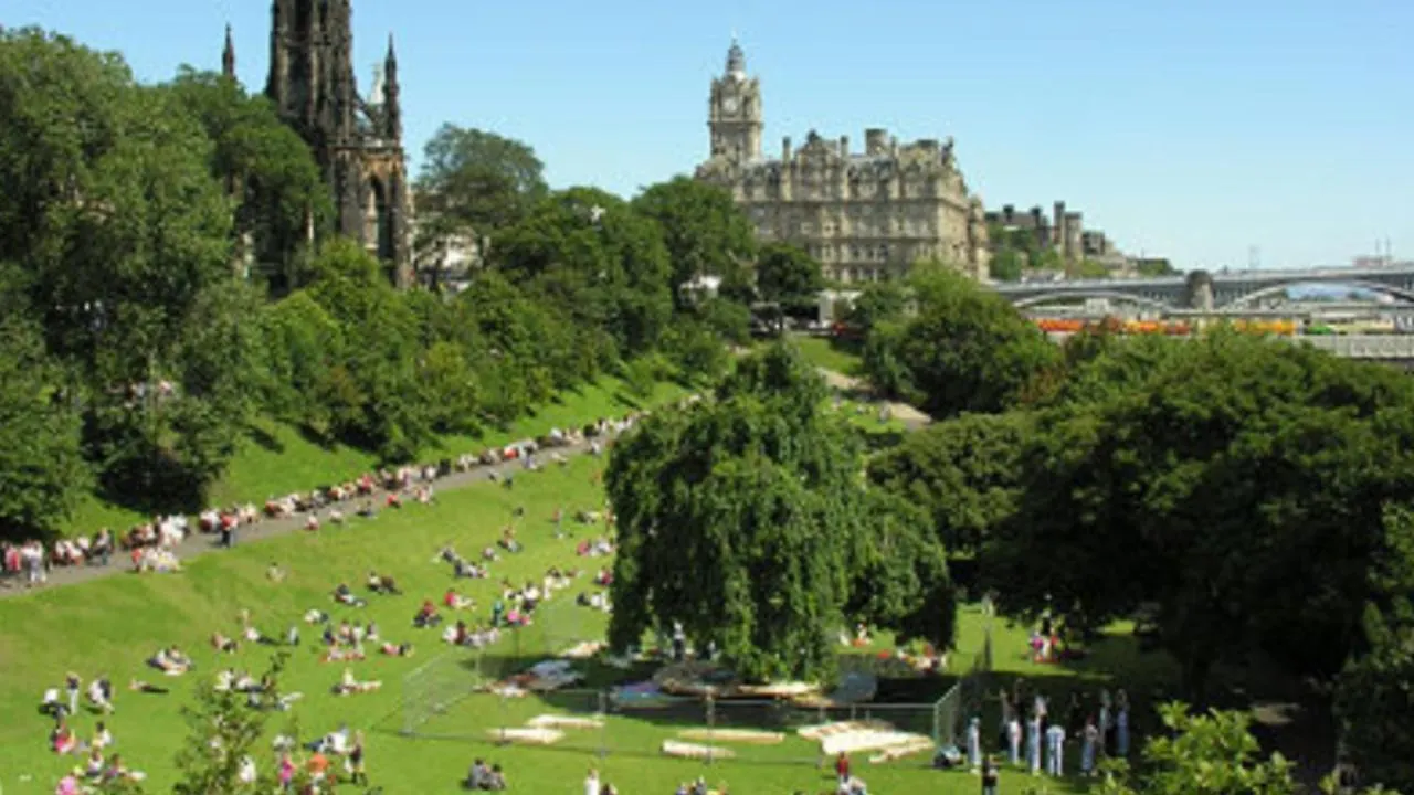 The Jeffrey Street Apartment Edinburgh